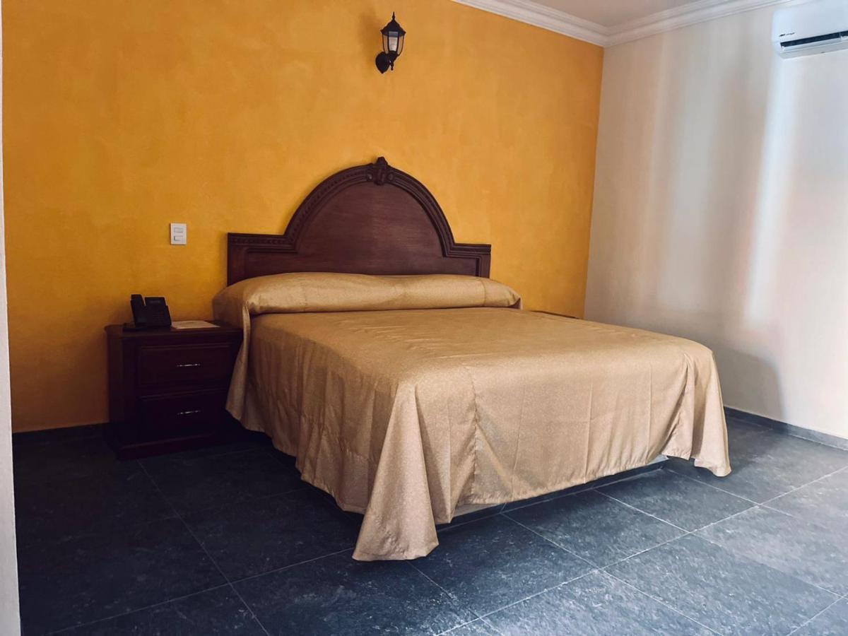 Hotel Delicias Tequila Exterior photo